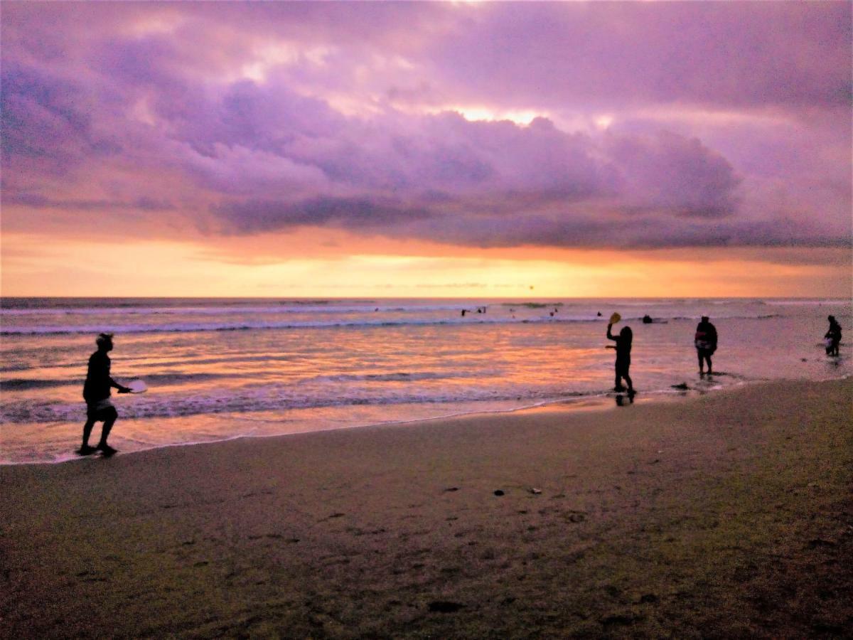 Villa Made West Seminyak  Ngoại thất bức ảnh